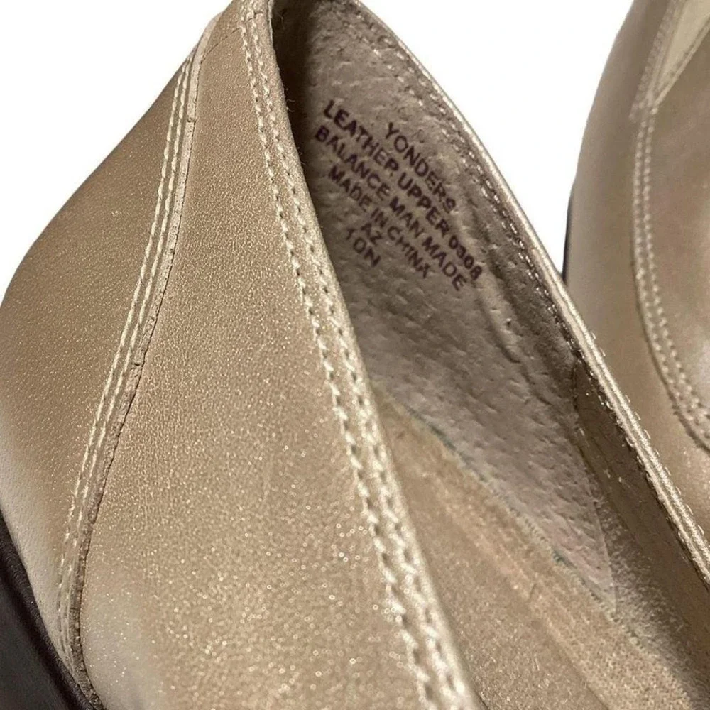 Easyspirit light beige leather‎ flats size 10N